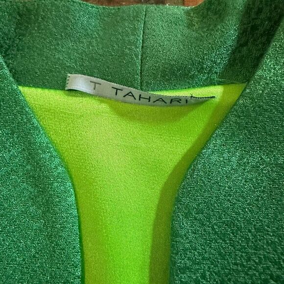 Tahari Peplum Waist Ruffle Pencil Dress Vibrant Green - Picture 4 of 10